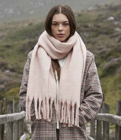 Beechfield Fluffy Scarf