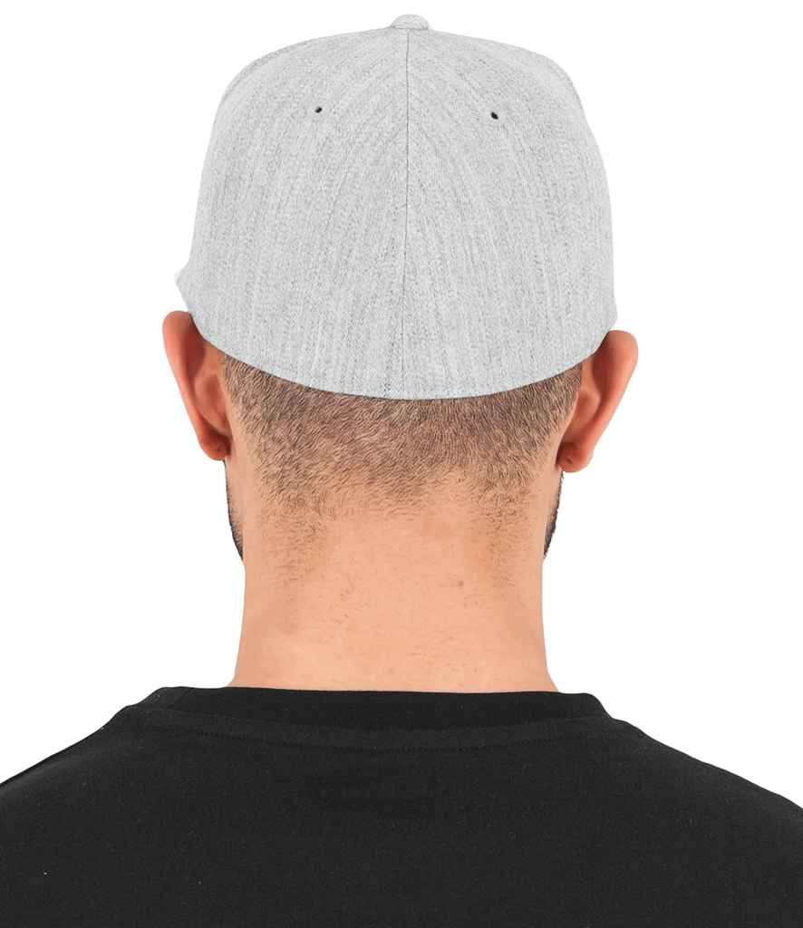 F6210 Heather Grey Model