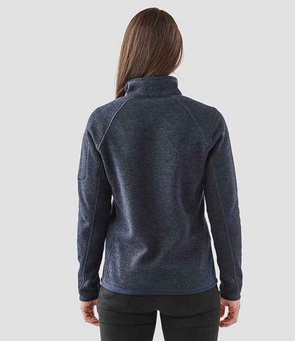 FHP1W Navy Heather Model