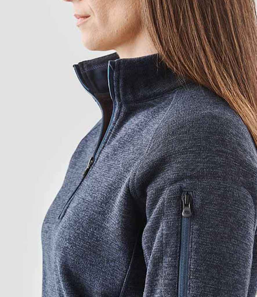 FHP1W Navy Heather Model