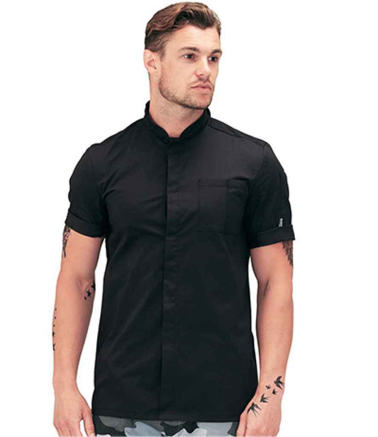 LE004 Black/Black Model