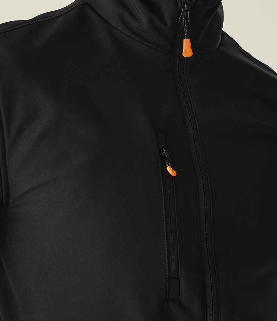 RG702 Black/Magma Orange Model
